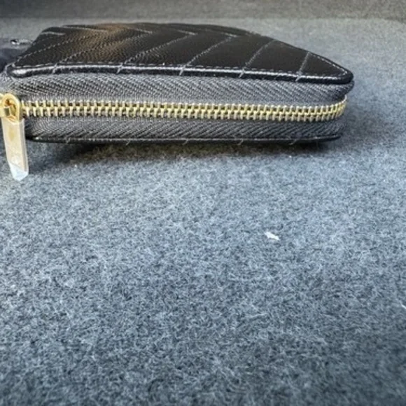 Saint Laurent YSL Cassandra Matelassé Compact Leather Wallet – Black - Picture 3 of 8